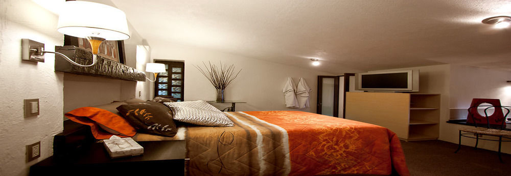 Aztic Hotel And Executive Suites Mexico City Exterior photo